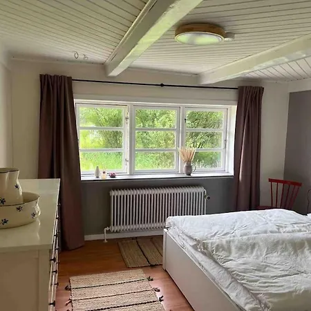 Anno 1871 - Cozy Farmhouse With 4 Bedrooms And Jacuzzi